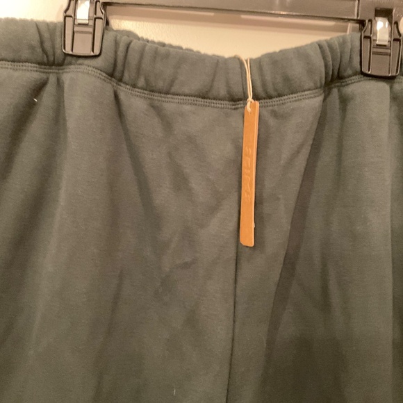 #0487 NWT SKIMS COTTON FLEECE CLASSIC  STRAIGHT LEG PANT SZ: LARGE COLOR: SPRUCE - Picture 2 of 4